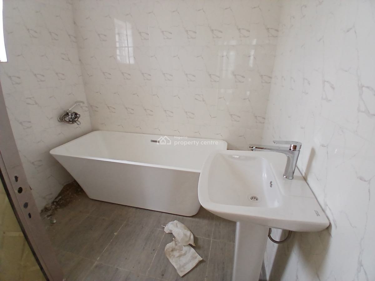 Spacious Luxury 2 Bedroom Fully Detached Bungalow, Mowe, Mowe Town, Ogun, Detached Bungalow for Sale