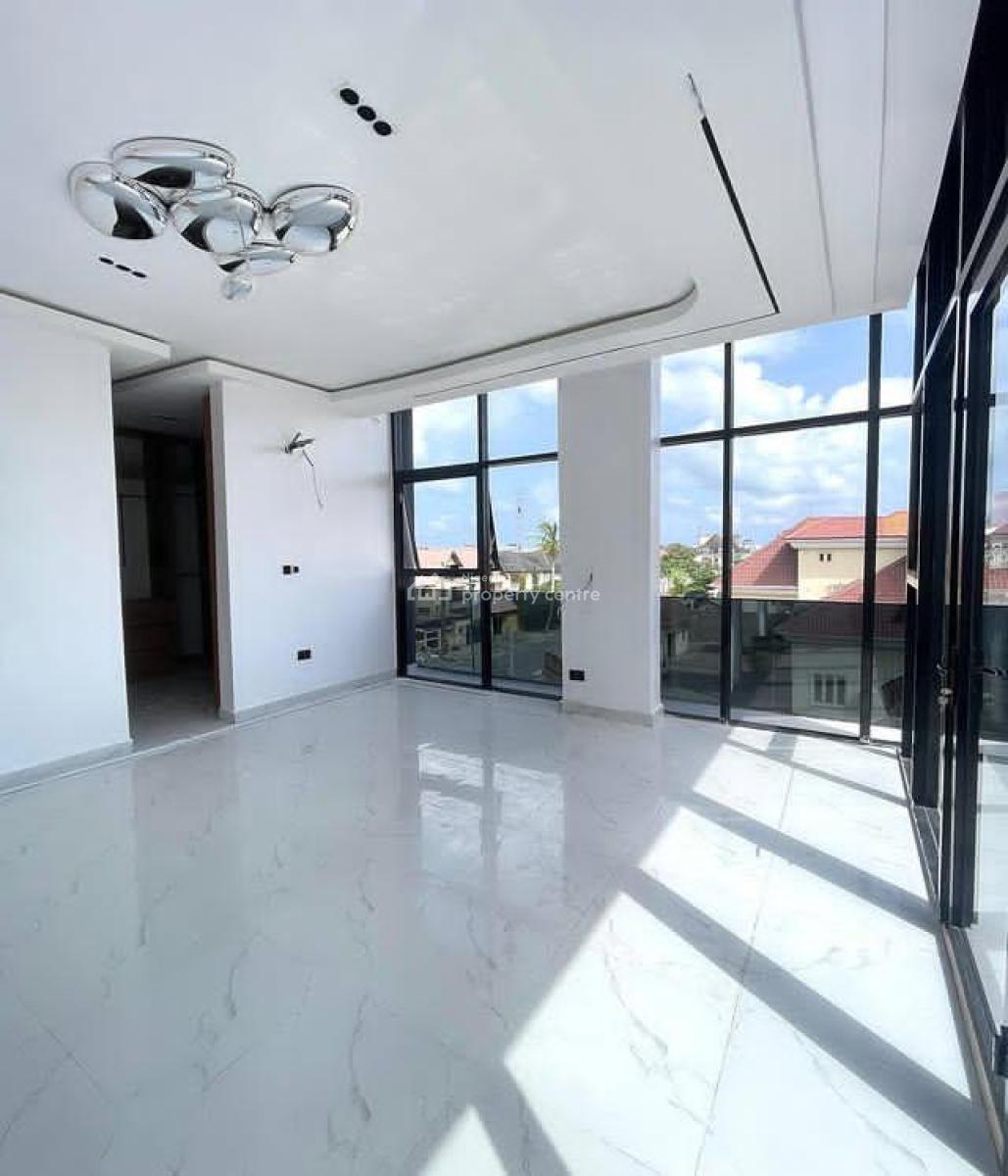 4 Bedroom Terrace Duplex with Swimming Pool, Gym & Bq, Lekki Phase 1, Lekki, Lagos, Terraced Duplex for Sale