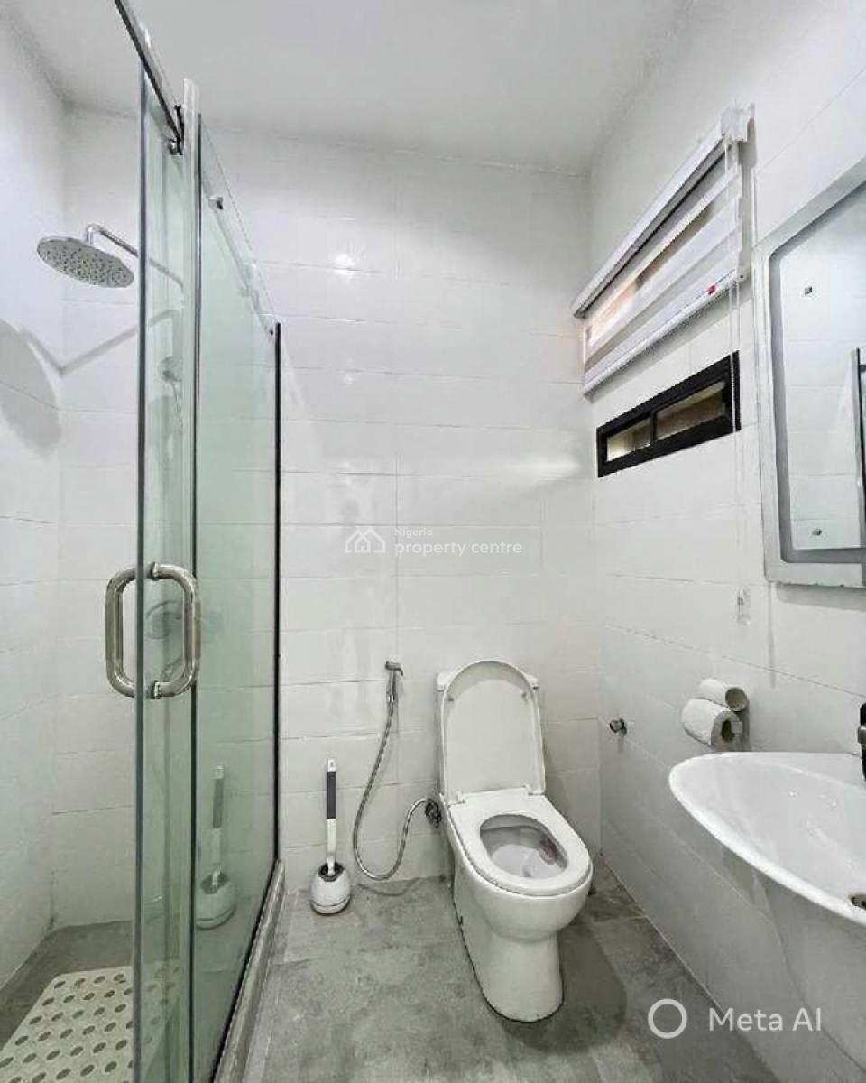 3 Bedroom Apartment, Lekki Phase 1, Lekki, Lagos, Block of Flats for Sale