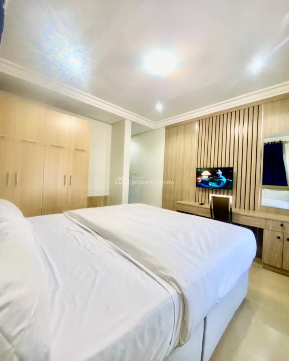 Nicely Furnished 4 Bedroom Apartment, Liberty Estate Phase 2, Enugu, Enugu, Flat / Apartment Short Let