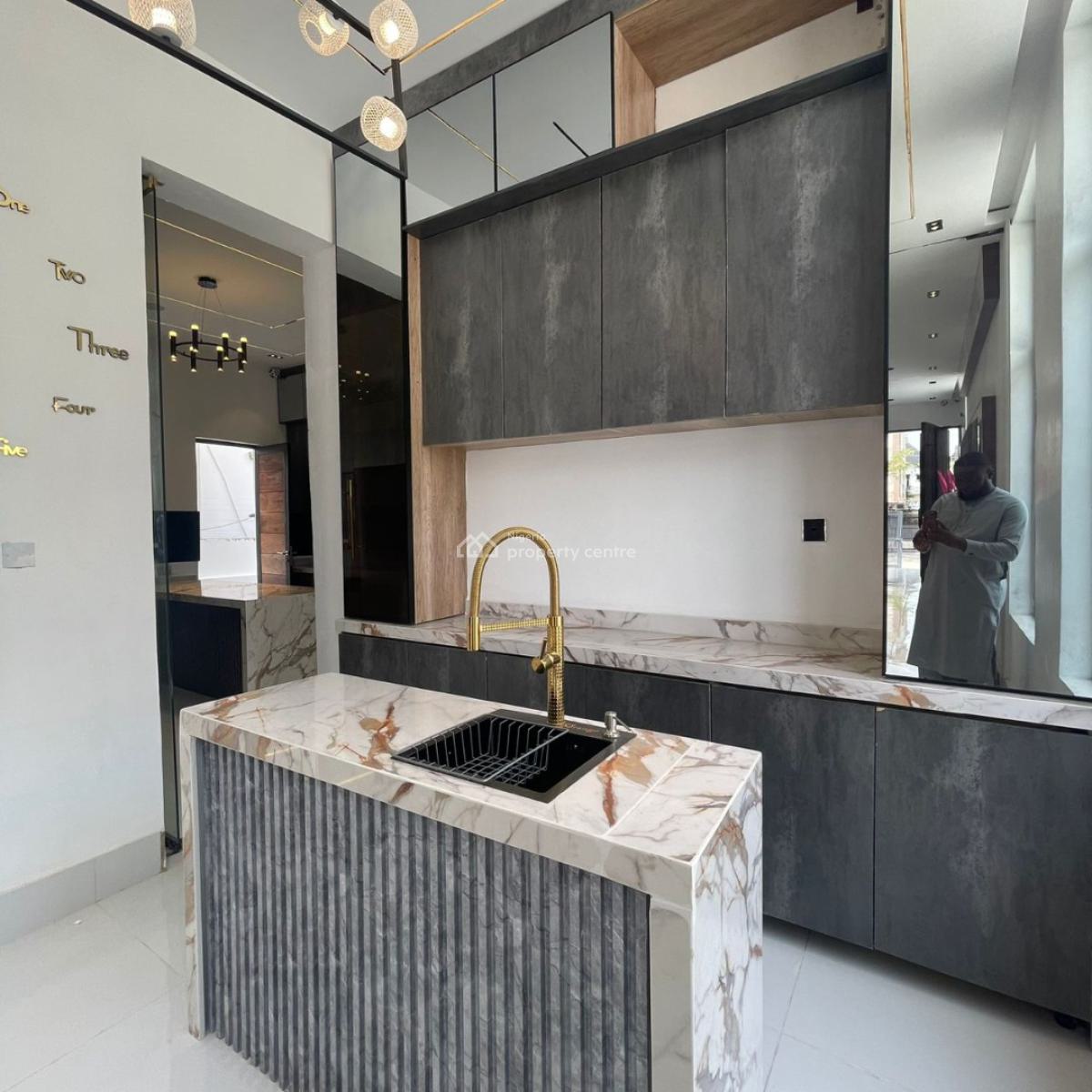 Exquisitely Finished 5 Bedroom  Fully Detached Duplex, Chevron, Lekki, Lagos, House for Sale