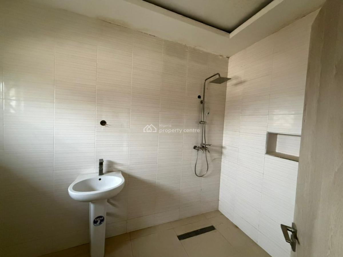 Luxurious 5-bedroom Terrace Duplex with Bq in Prime Asokoro Location, Asokoro District, Abuja, Terraced Duplex for Rent