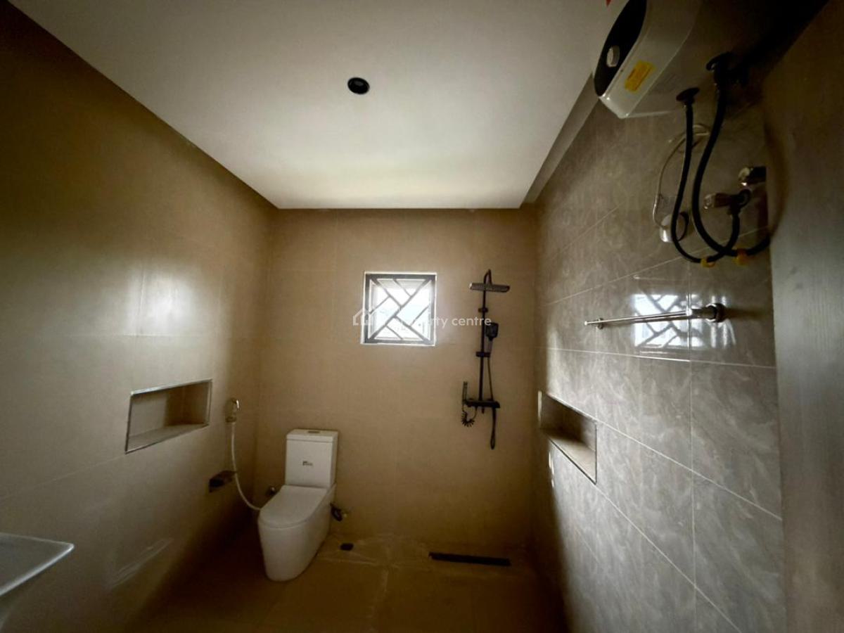 Luxurious 5-bedroom Terrace Duplex with Bq in Prime Asokoro Location, Asokoro District, Abuja, Terraced Duplex for Rent