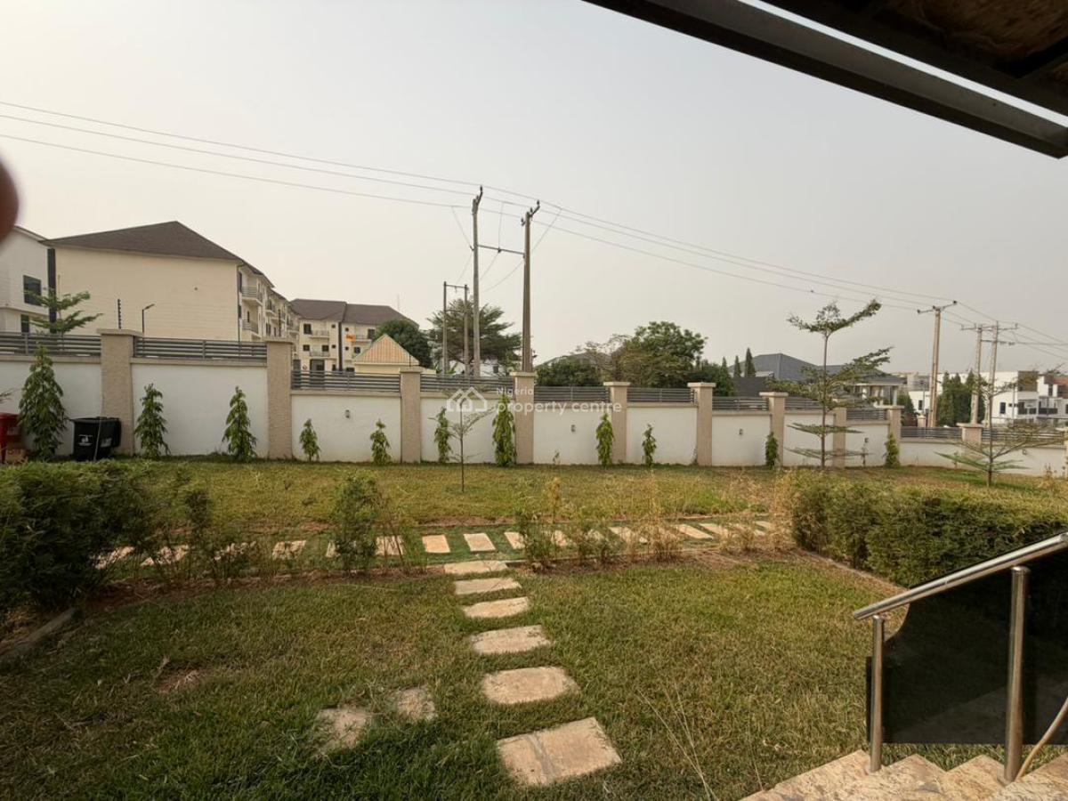 Luxurious 5-bedroom Terrace Duplex with Bq in Prime Asokoro Location, Asokoro District, Abuja, Terraced Duplex for Rent