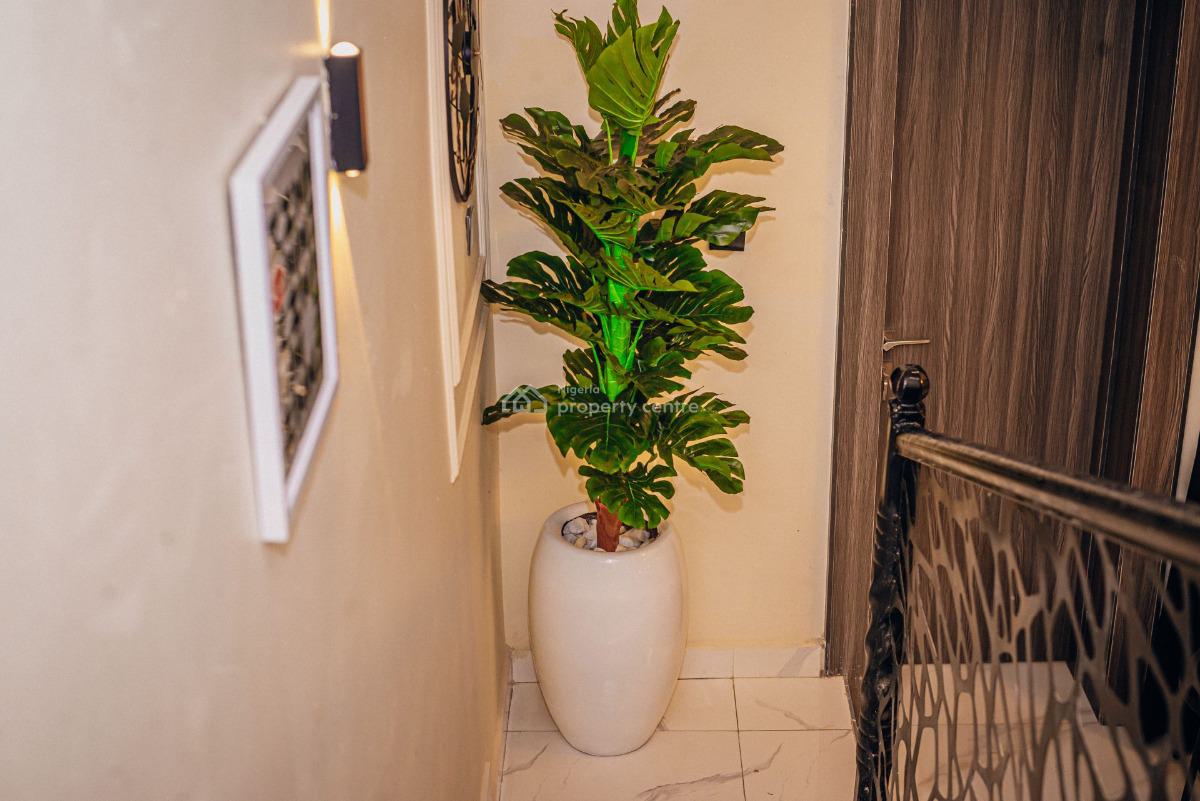 Nicely Furnished 2 Bedroom Apartment, Grace Garden City, Akure, Ondo, Flat / Apartment Short Let