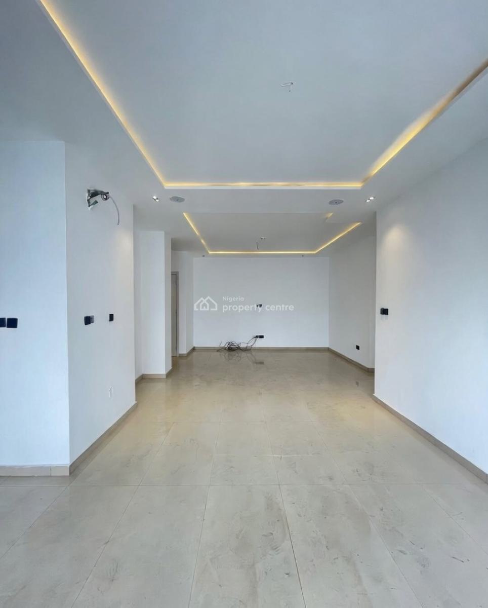 2 Bedroom Apartment, Lekki Phase 1, Lekki, Lagos, Block of Flats for Sale