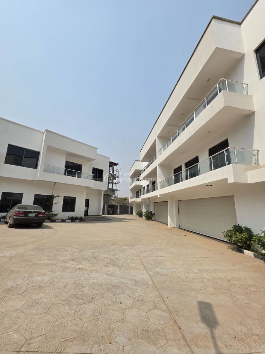 Luxury 6 Units of 4 Bedroom Terrace Duplex with Bq, Guzape District, Abuja, Terraced Duplex for Sale