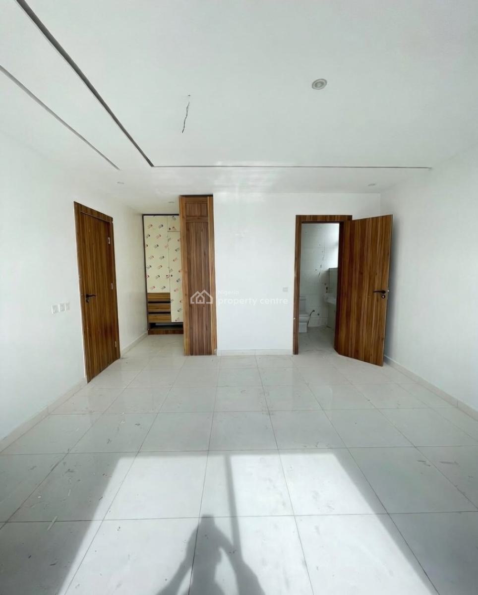 2 Bedroom Apartment, Lekki, Lagos, Block of Flats for Sale