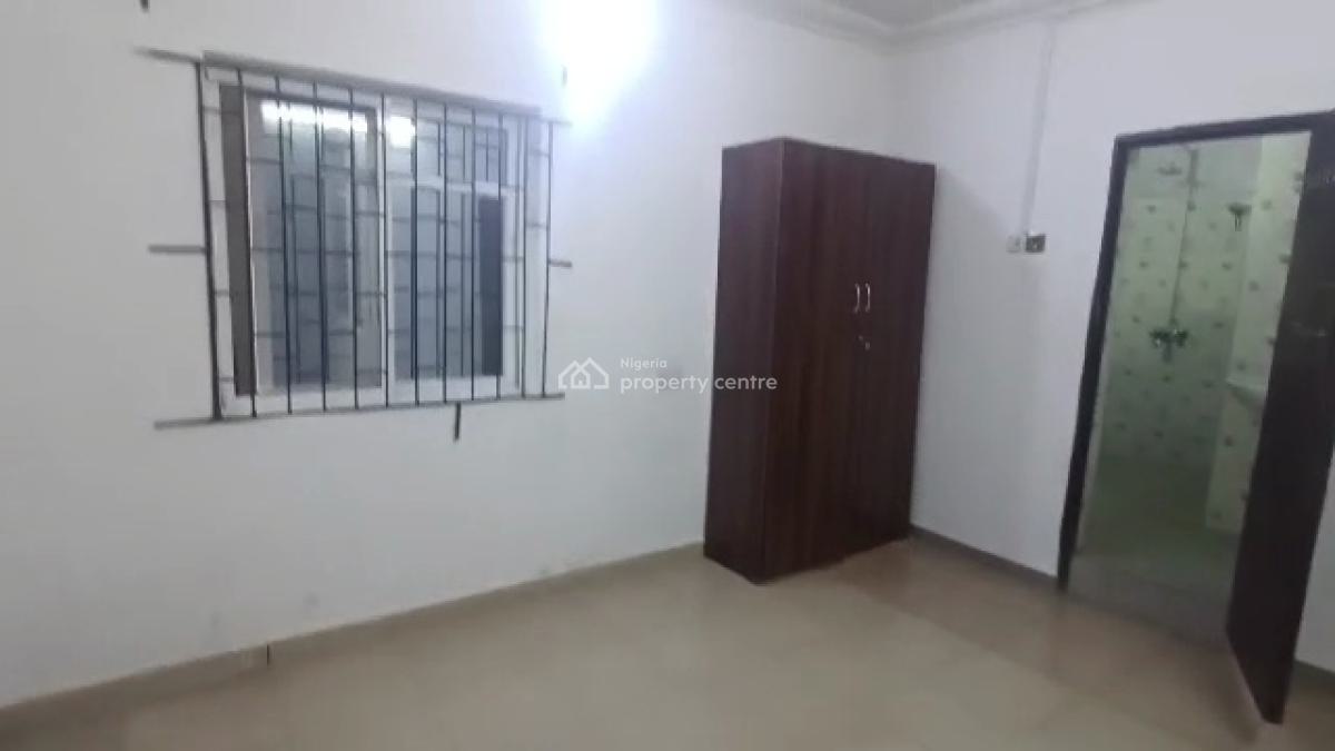 Standard 3bedroom Flat Ground-floor, Off Sura Mogaji, Ilupeju, Lagos, Flat / Apartment for Rent