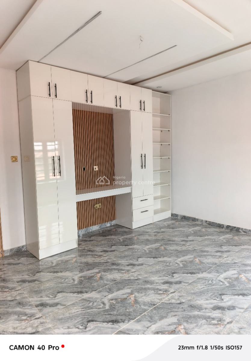 Fantastic Newly Built 6 Bedroom Duplex, Felele Straight, Challenge, Ibadan, Oyo, Detached Duplex for Sale