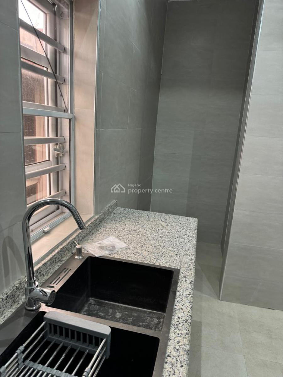 3bedroom Flat, Off Awolowo Way, Ikeja, Lagos, Flat / Apartment for Rent