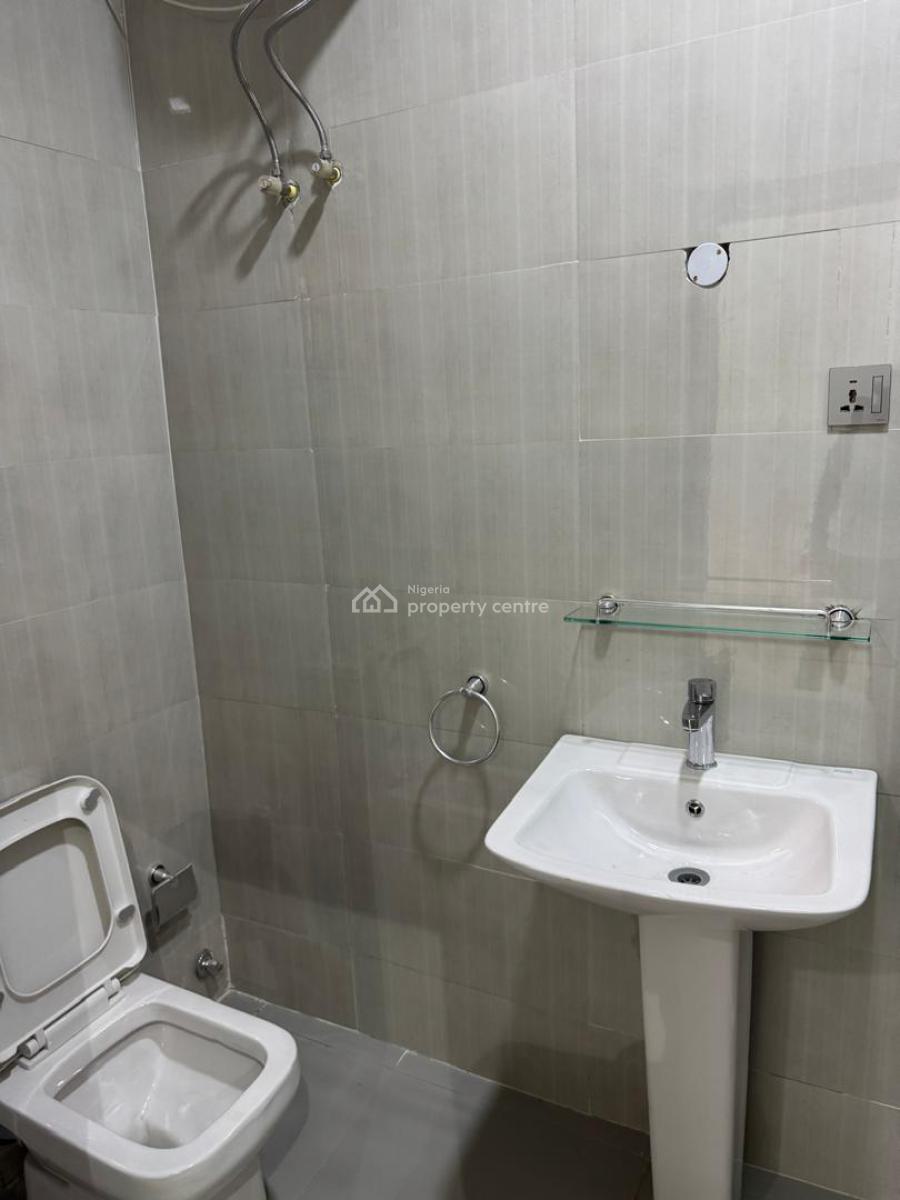 3bedroom Flat, Off Awolowo Way, Ikeja, Lagos, Flat / Apartment for Rent