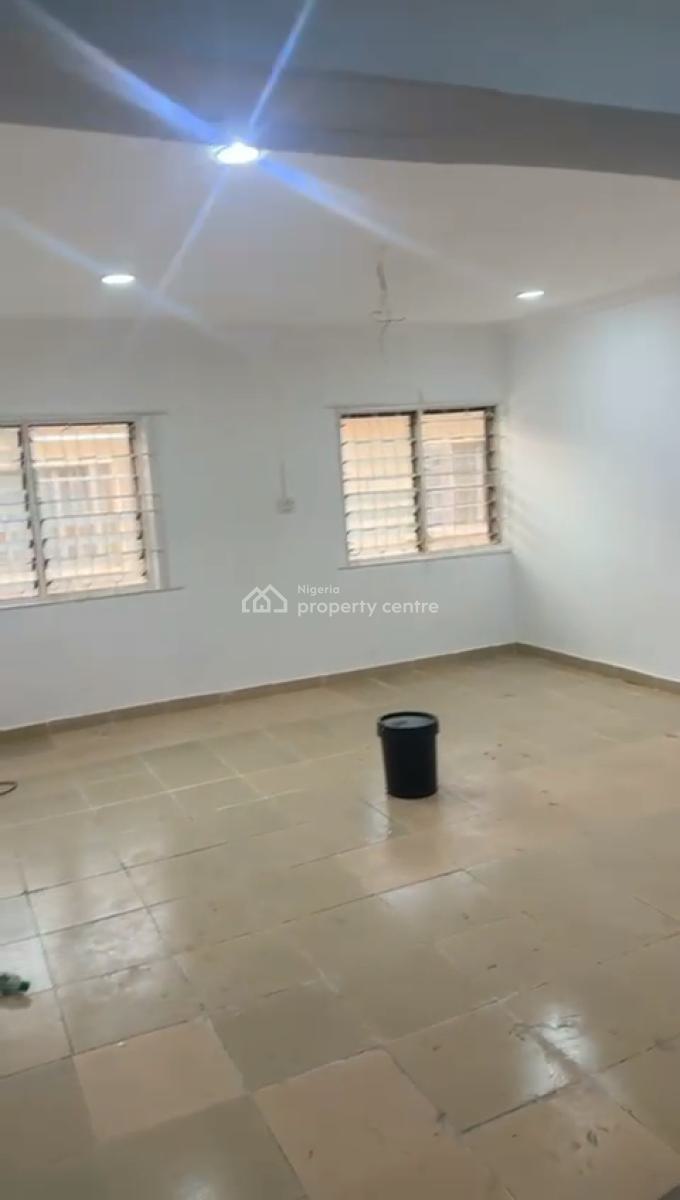 Lovely 3 Bedroom Apartment, Off Awolowo Way, Ikeja, Lagos, Flat / Apartment for Rent