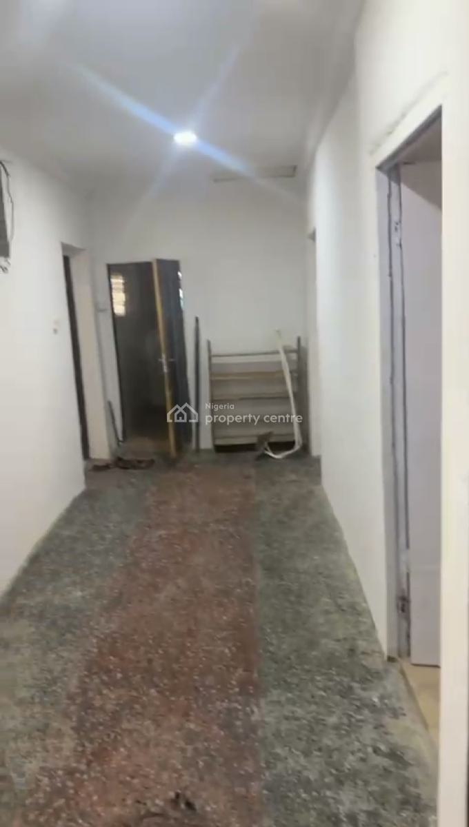 Lovely 3 Bedroom Apartment, Off Awolowo Way, Ikeja, Lagos, Flat / Apartment for Rent