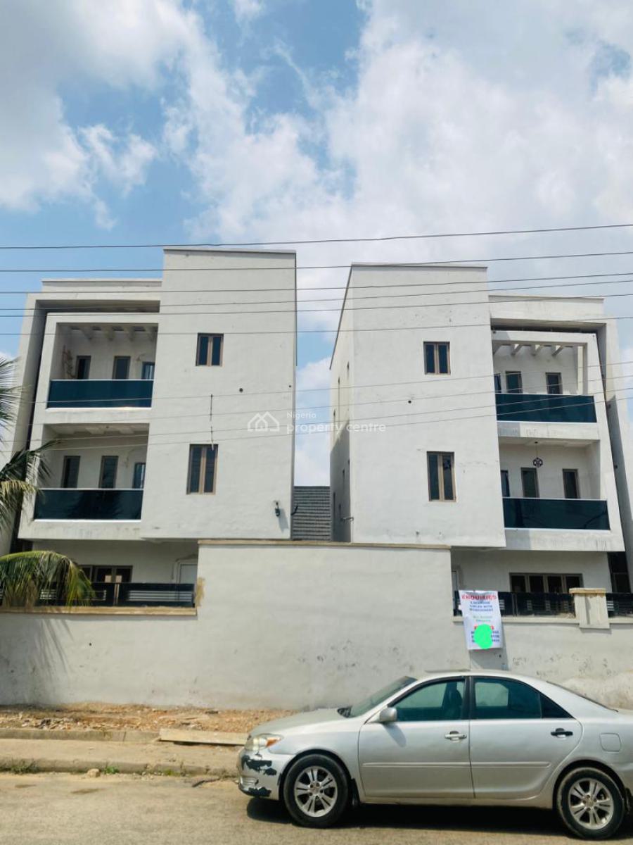 Luxurious 5 Bedroom Fully Detached with Underground Bq, Gra, Phase 2,, Gra Phase 2, Magodo, Lagos, Detached Duplex for Sale