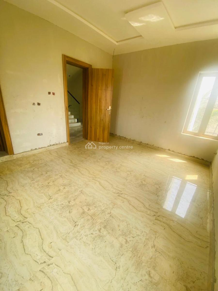 Luxurious 5 Bedroom Fully Detached with Underground Bq, Gra, Phase 2,, Gra Phase 2, Magodo, Lagos, Detached Duplex for Sale