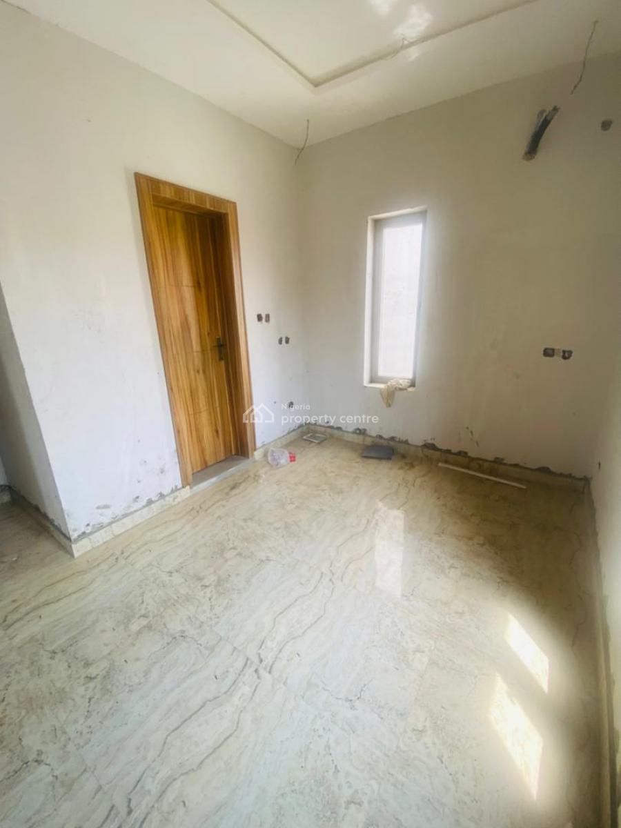 Luxurious 5 Bedroom Fully Detached with Underground Bq, Gra, Phase 2,, Gra Phase 2, Magodo, Lagos, Detached Duplex for Sale