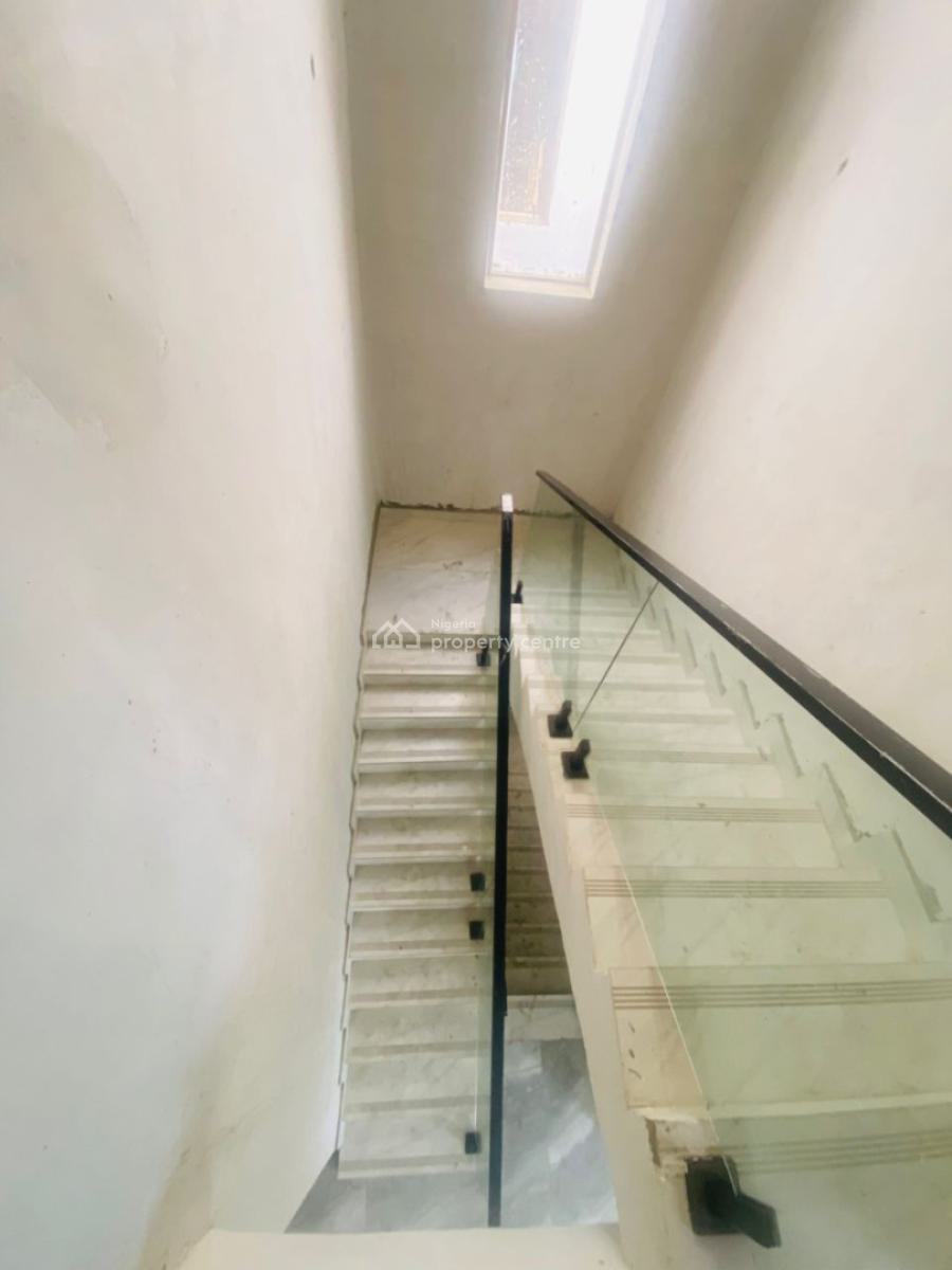 Luxurious 5 Bedroom Fully Detached with Underground Bq, Gra, Phase 2,, Gra Phase 2, Magodo, Lagos, Detached Duplex for Sale