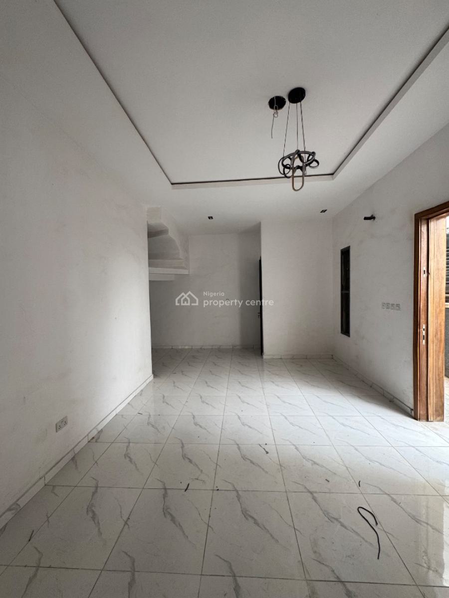 𝐍𝐄𝐖 4 𝐁𝐄𝐃𝐑𝐎𝐎𝐌 𝐒𝐄𝐌𝐈 𝐃𝐄𝐓𝐀𝐂𝐇𝐄𝐃 𝐃𝐔𝐏𝐋𝐄𝐗, Ajah, Lagos, Ajah, Lagos, Semi-detached Duplex for Rent