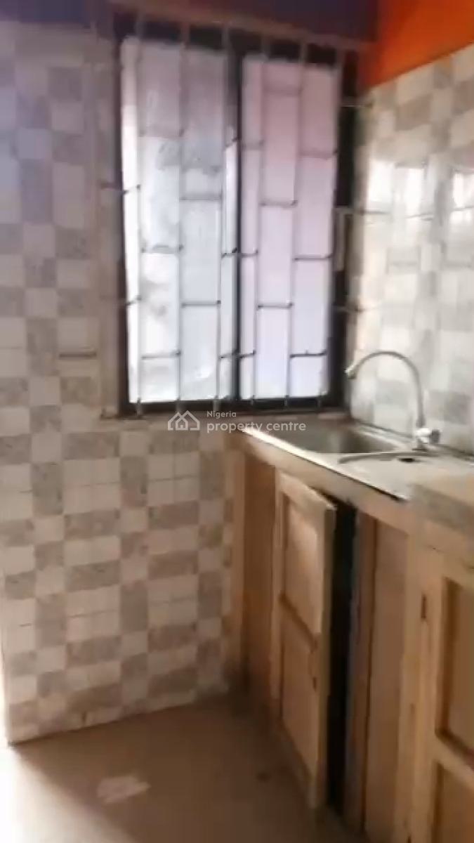 Lovely 3 Bedroom Apartment, New Oko Oba, New Oko-oba, Agege, Lagos, Flat / Apartment for Rent