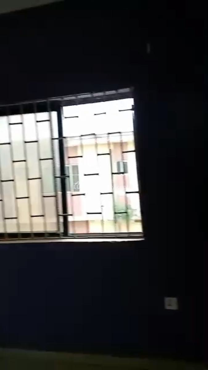 Lovely 3 Bedroom Apartment, New Oko Oba, New Oko-oba, Agege, Lagos, Flat / Apartment for Rent