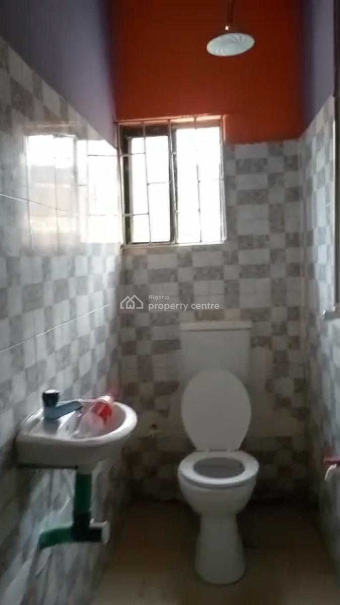 Lovely 3 Bedroom Apartment, New Oko Oba, New Oko-oba, Agege, Lagos, Flat / Apartment for Rent