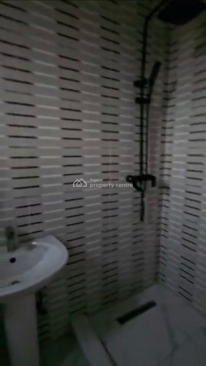 5bedroom Terrace Duplex with Fitted Kitchen with Amenities, Chevron, Lekki Expressway, Lekki, Lagos, Terraced Duplex for Rent