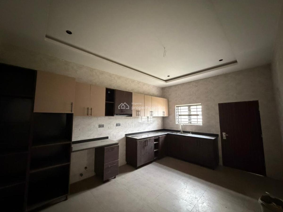 5 Bedroom Terrace Duplex with 1 Bq, Asokoro District, Abuja, Terraced Duplex for Rent