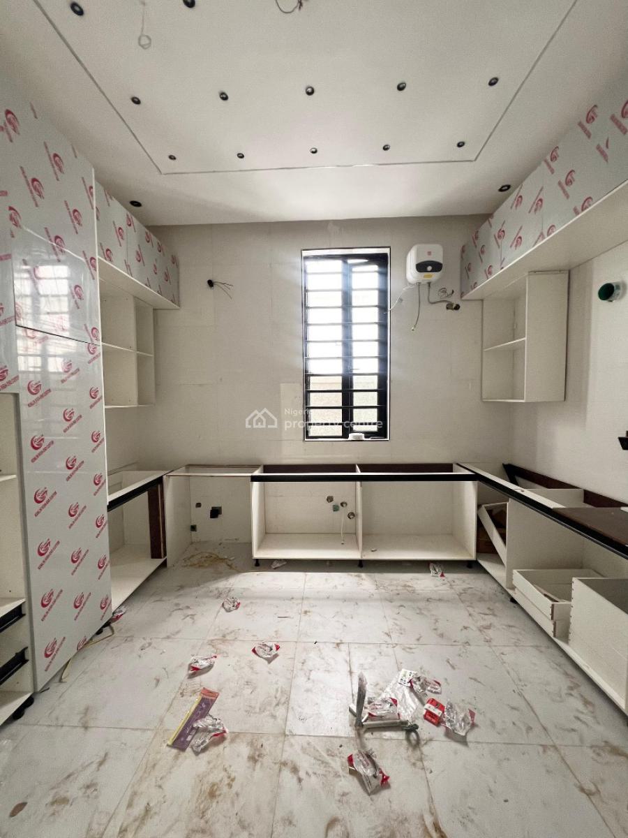 Contemporary 5 Bedrooms Terraced Duplex, Lbs, Ajah, Lagos, Terraced Duplex for Sale