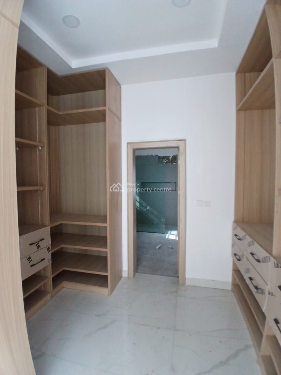 4, Lekki Phase 1, Lekki, Lagos, Terraced Duplex for Sale