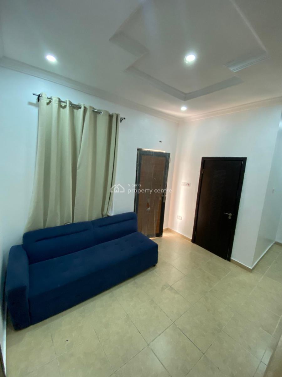 Fully Serviced Mini Flat (room & Parlour Apartment), Osapa Estate, Osapa, Lekki, Lagos, Mini Flat (room and Parlour) for Rent