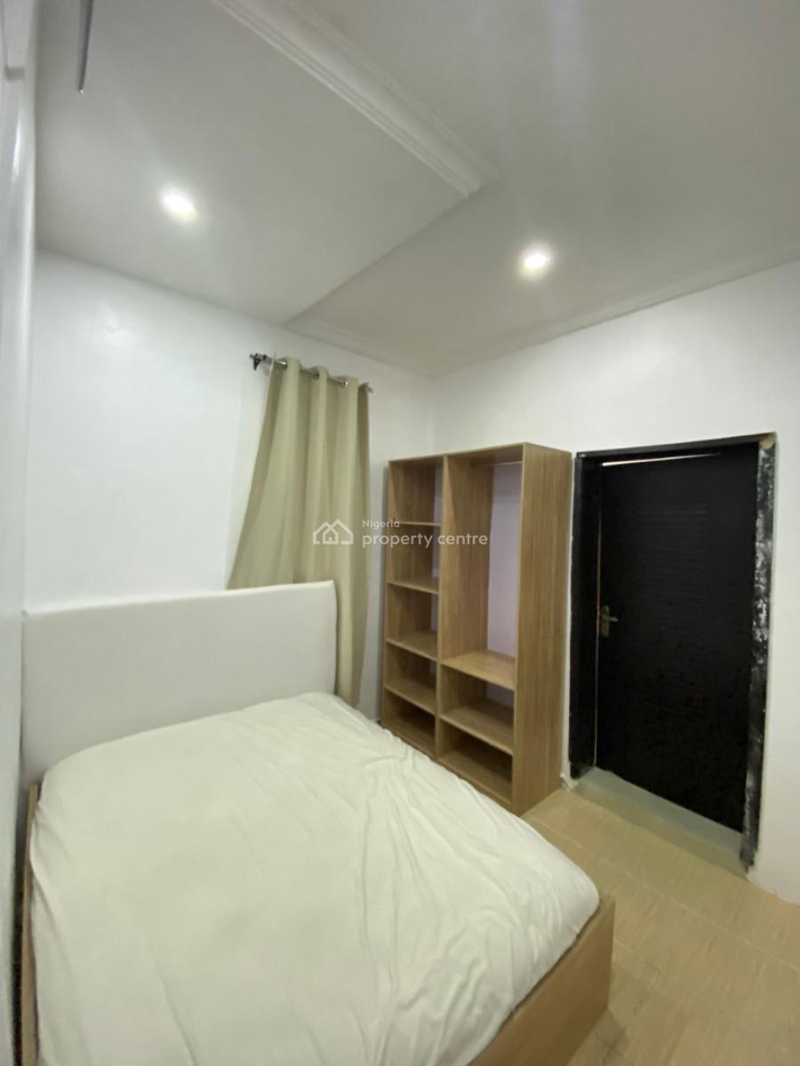 Fully Serviced Mini Flat (room & Parlour Apartment), Osapa Estate, Osapa, Lekki, Lagos, Mini Flat (room and Parlour) for Rent