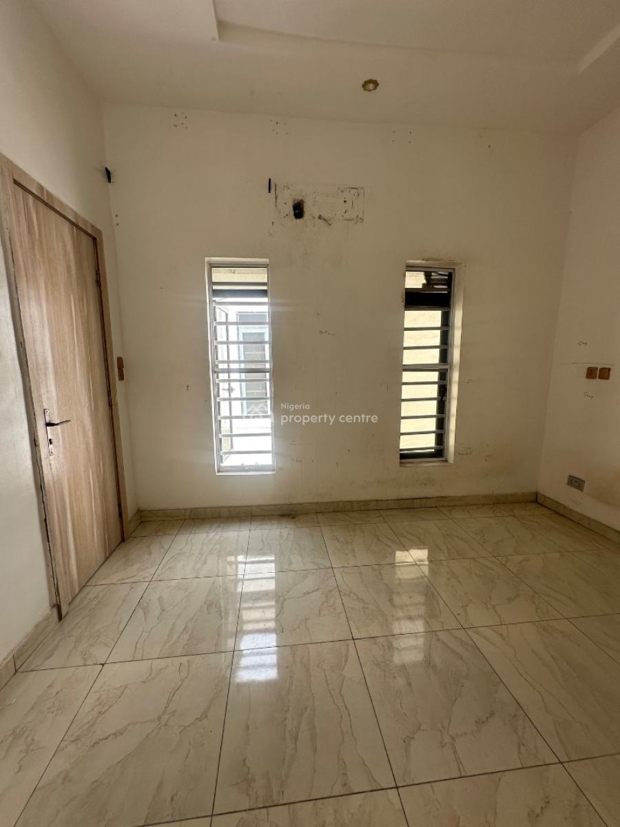 Room Upstairs, Orchid Road, Lekki, Lagos, House for Rent