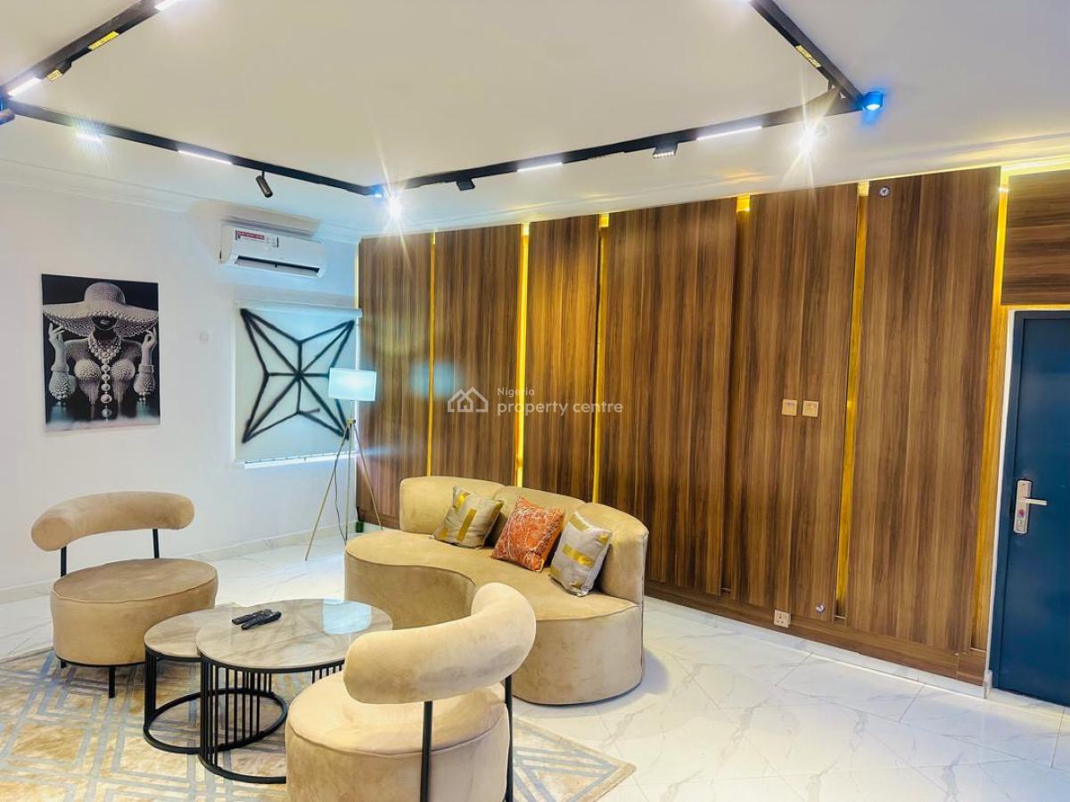 Lux Two (2) Bedroom Maisonette with Ps5, Tennis, Snooker Board and a S, Lekki Phase 1, Lekki, Lagos, Flat / Apartment Short Let