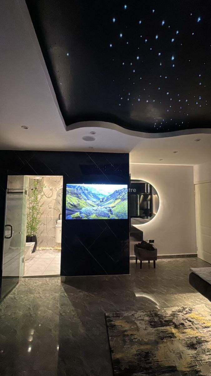 Brand New Luxury 3-bedroom Apartment with a Ps5 Gam, Lekki Phase 2, Lekki, Lagos, Flat / Apartment Short Let