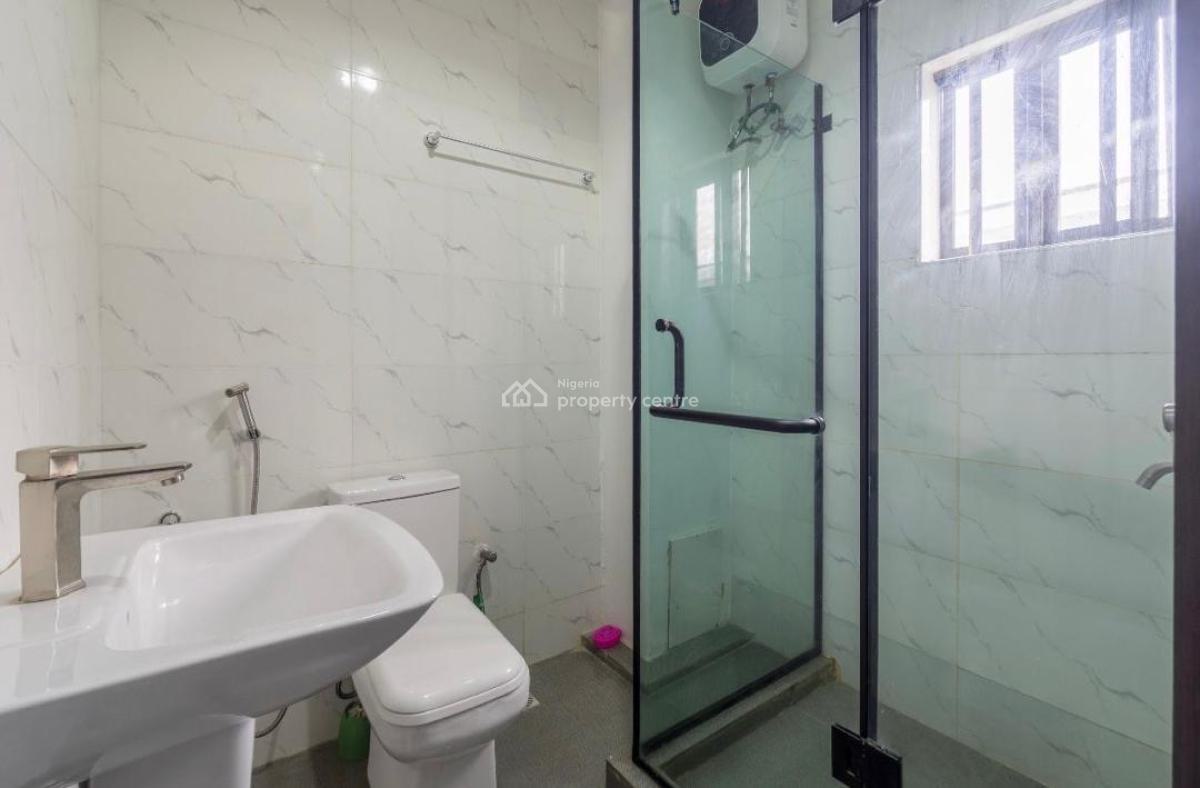 Luxury Three Bedroom Apartment with Pool and Gym,sea View, Lekki Phase 2, Lekki, Lagos, Flat / Apartment for Rent