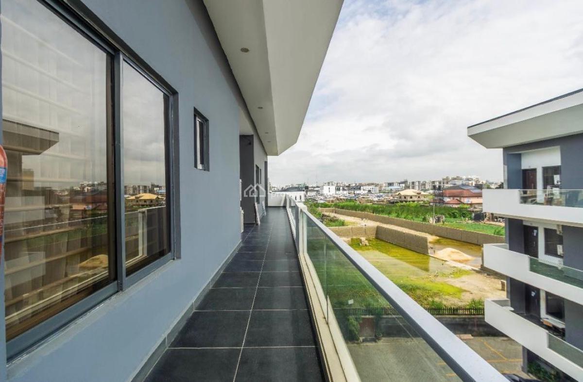 Luxury Three Bedroom Apartment with Pool and Gym,sea View, Lekki Phase 2, Lekki, Lagos, Flat / Apartment for Rent