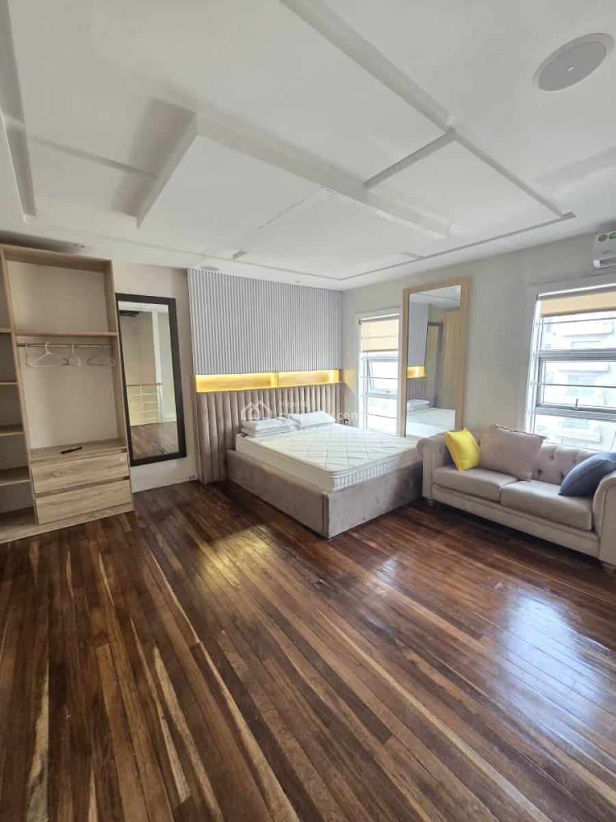 One Bedroom Penthouse, Admiralty Way, Lekki Phase 1, Lekki, Lagos, Mini Flat (room and Parlour) for Sale