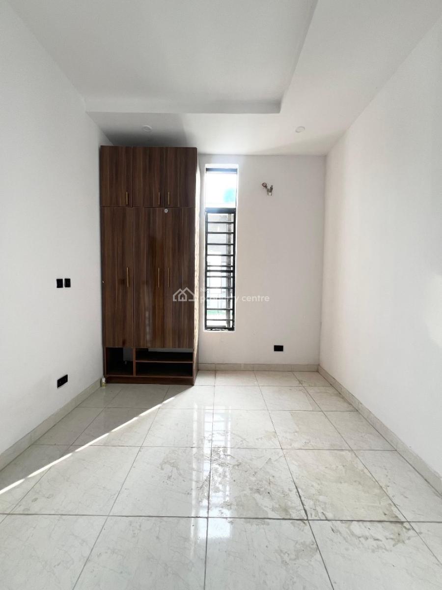 4bedroom Semi Detached Duplex with. Bq, Ikota, Lekki, Lagos, Semi-detached Duplex for Sale