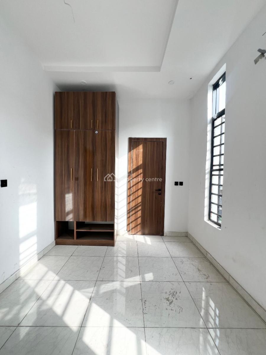 4bedroom Semi Detached Duplex with. Bq, Ikota, Lekki, Lagos, Semi-detached Duplex for Sale