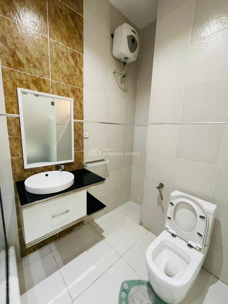 a Fullyfurnished 5bedroom Fully Detached House.with Amazing Facilitie, Osapa London Gardens Estate,, Osapa, Lekki, Lagos, Detached Duplex for Sale