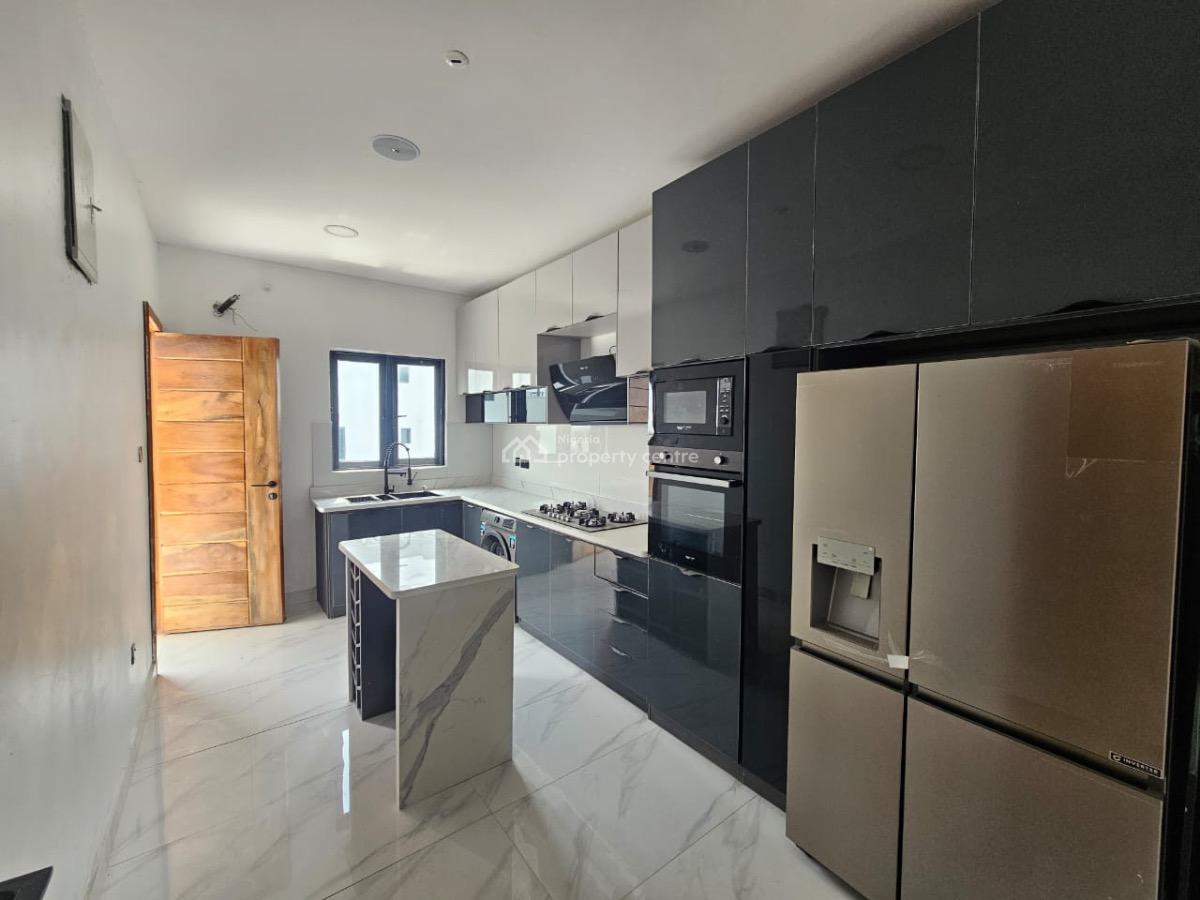 Luxury 2 Bedroom Spacious Apartment with a Self-contain Bq, Freedom Way, Lekki Phase 1, Lekki, Lagos, Flat / Apartment for Sale