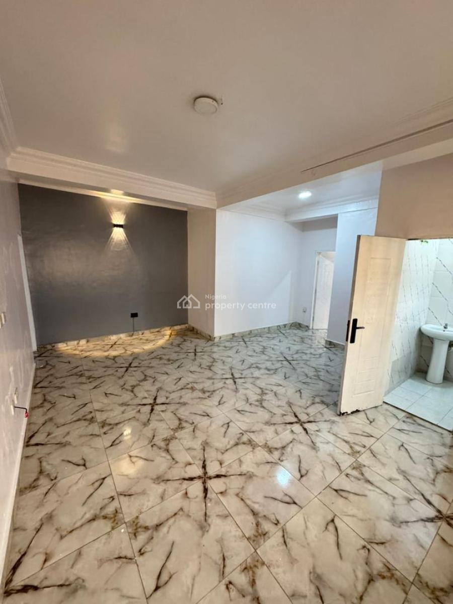 Luxury Miniflat Upstairs with Fully Fitted Kitchen, Igbo Efon Spg Road, Lekki, Lagos, Mini Flat (room and Parlour) for Rent