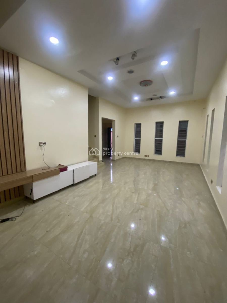 Beautiful 3 Bedroom Semi Detached Duplex with Spacious Backyard, Chevron Estate, Lekki, Lagos, Semi-detached Duplex for Rent