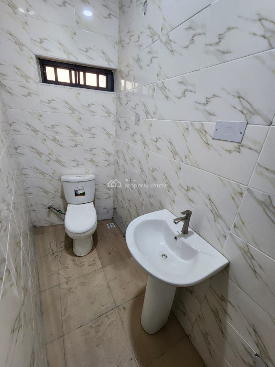 2 Bedroom Apartment, Ologolo Lekki, Ologolo, Lekki, Lagos, Flat / Apartment for Rent