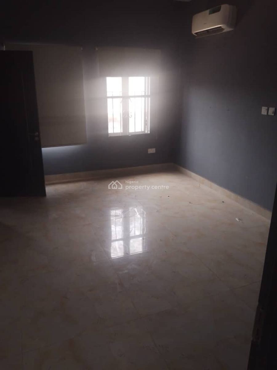 Neat and Well Maintained Three  Bedroom Flat, Oniru, Victoria Island (vi), Lagos, Flat / Apartment for Sale