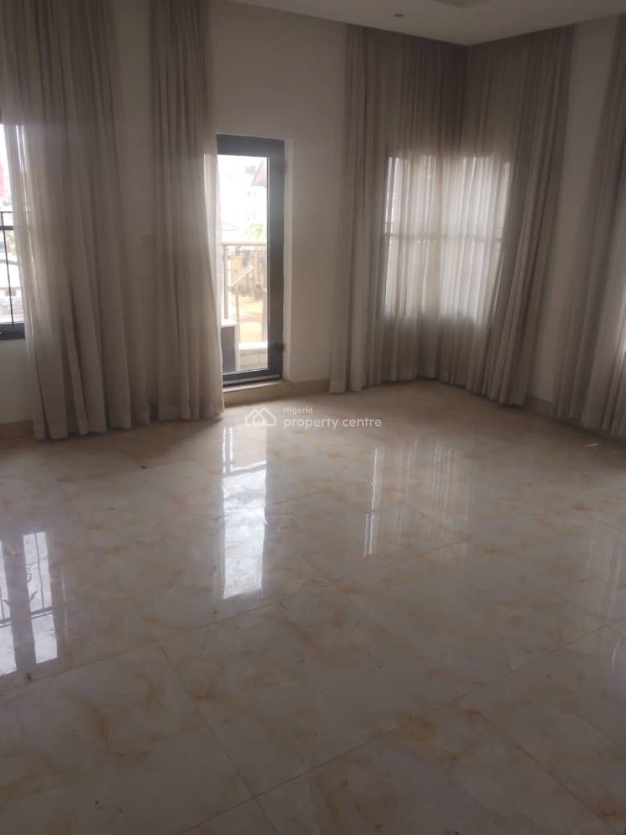 Neat and Well Maintained Three  Bedroom Flat, Oniru, Victoria Island (vi), Lagos, Flat / Apartment for Sale
