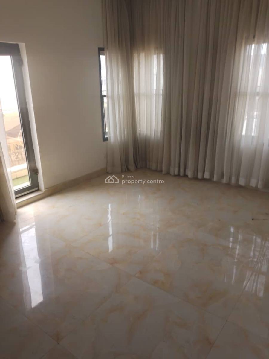 Neat and Well Maintained Three  Bedroom Flat, Oniru, Victoria Island (vi), Lagos, Flat / Apartment for Sale
