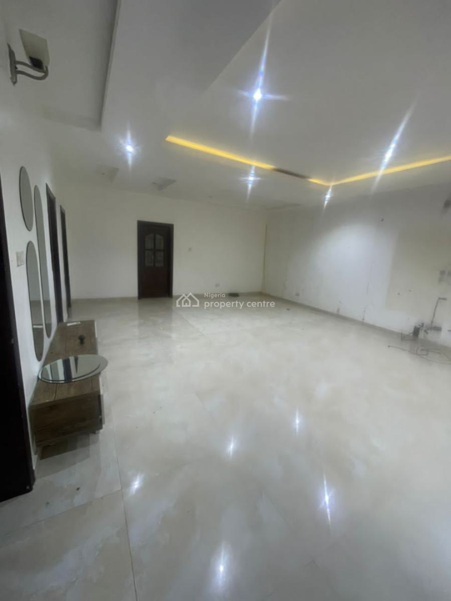 Neat and Well Maintained Two Bedroom Flat Apartment, Freedom Way, Lekki, Lagos, Flat / Apartment for Rent