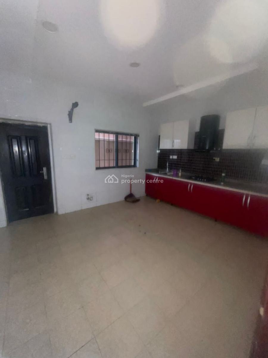 Neat and Well Maintained Two Bedroom Flat Apartment, Freedom Way, Lekki, Lagos, Flat / Apartment for Rent
